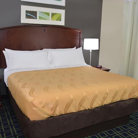 Quality Inn & Suites Dublin Exterior foto